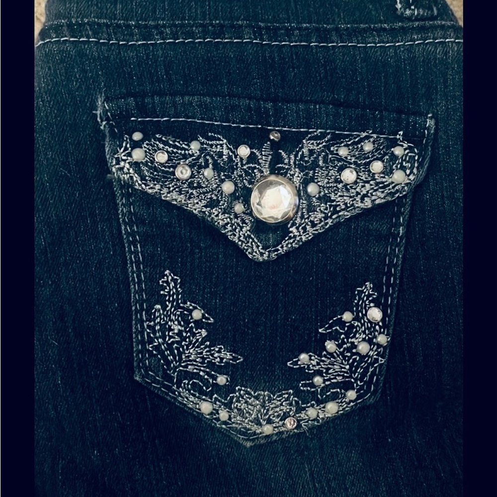 no Fuze Embellished Dark Wash Women’s Jeans - Picture 3 of 8